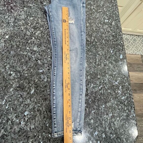 Pistola Distressed Skinny Jeans Med-High Rise Light Wash Women’s Size 28 - Picture 6 of 8